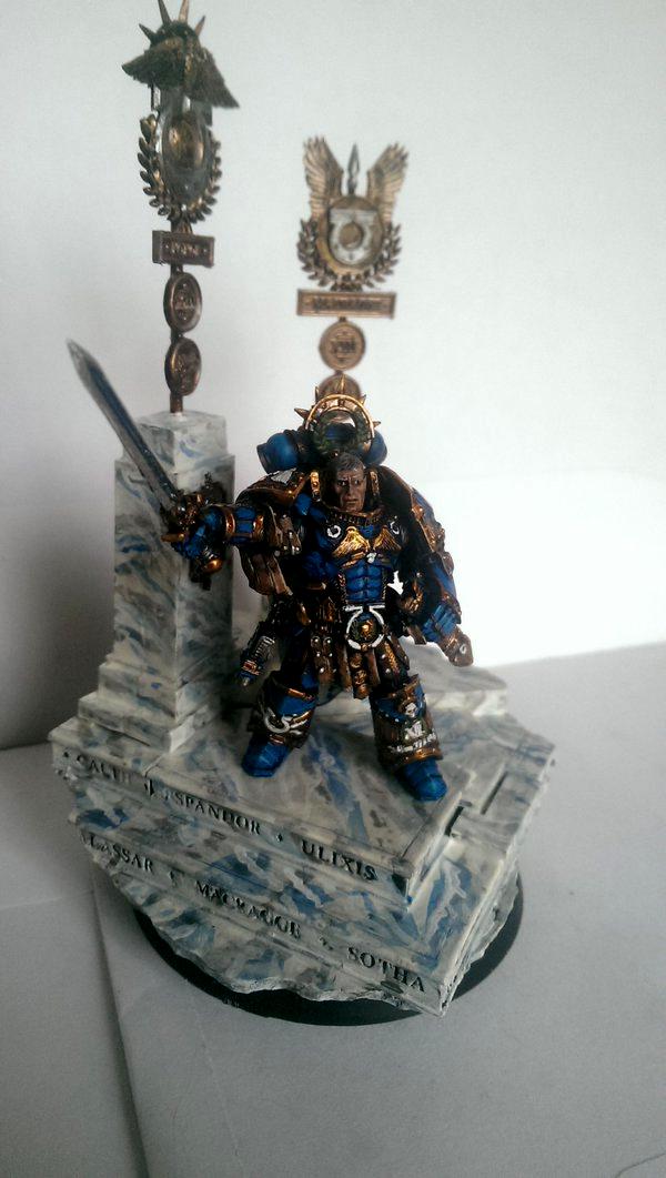 roboute guilliman figure